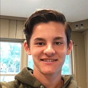 Meet your Posher, Ethan